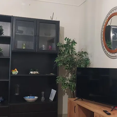 Airport Friendly House 2 *